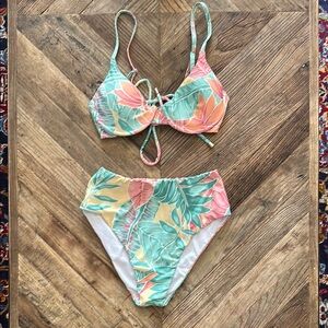 Kenny Flowers The Hawaii Bikini